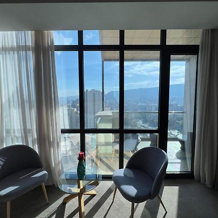 Hotel Sky Station Тбилиси Екстериор снимка