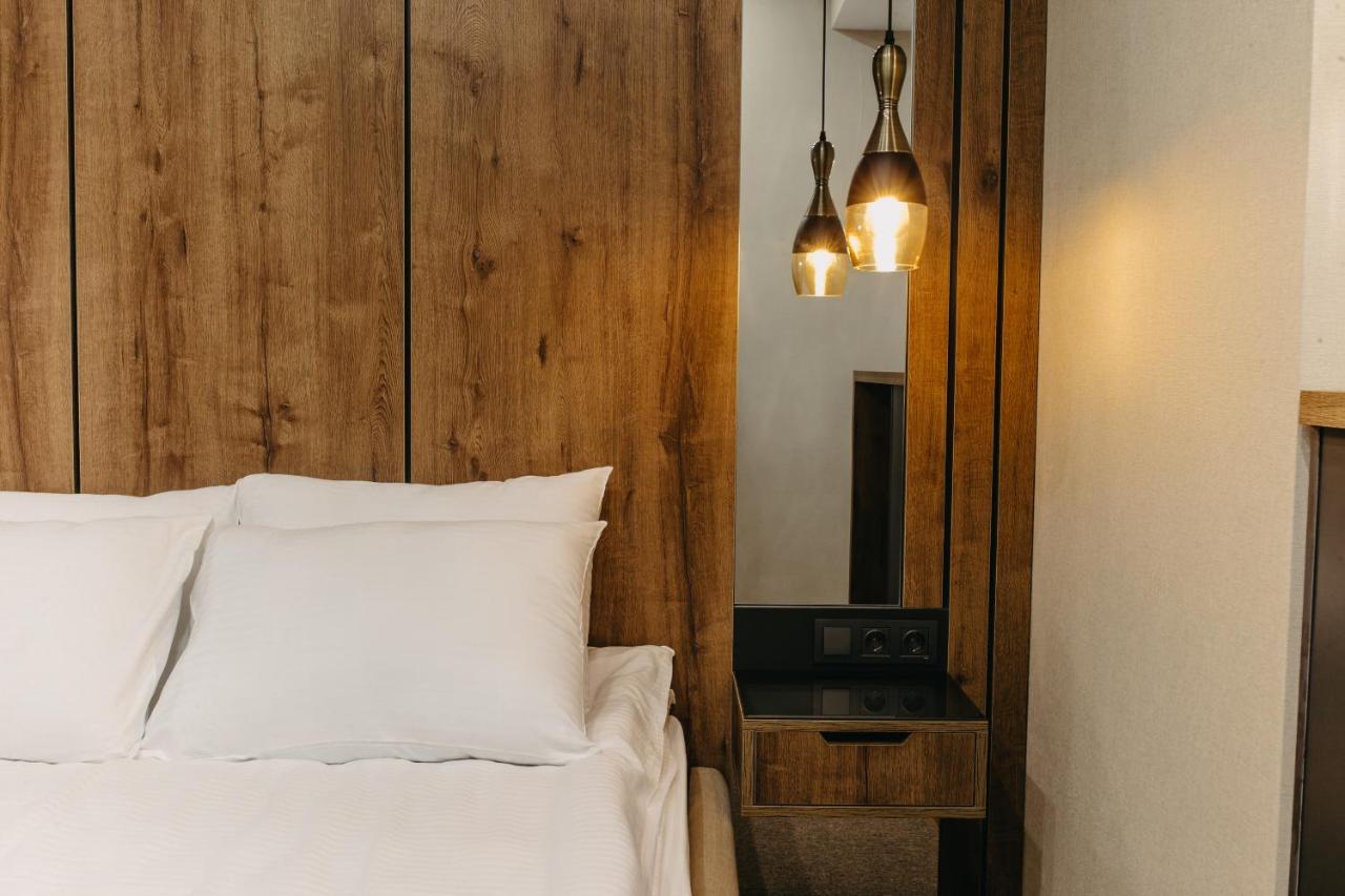 Hotel Sky Station Тбилиси Екстериор снимка