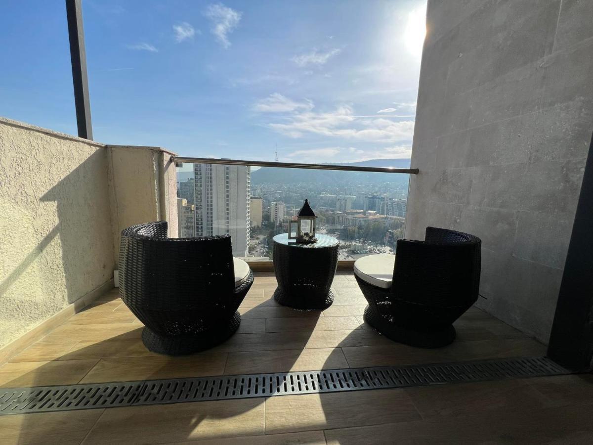 Hotel Sky Station Тбилиси Екстериор снимка