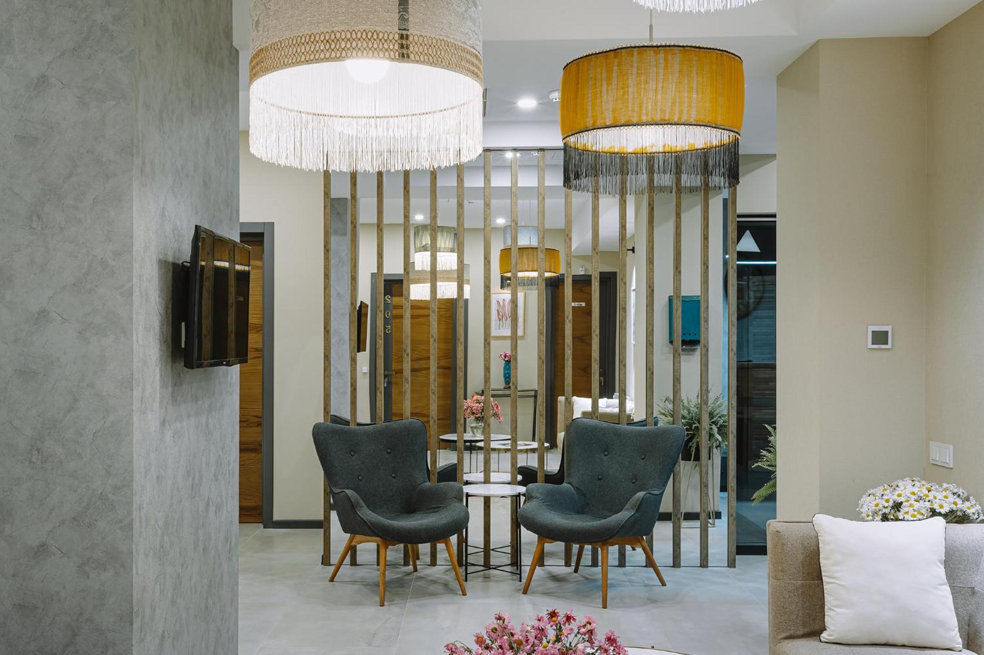 Hotel Sky Station Тбилиси Екстериор снимка