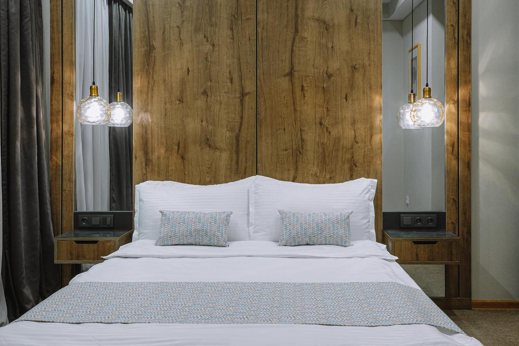 Hotel Sky Station Тбилиси Екстериор снимка