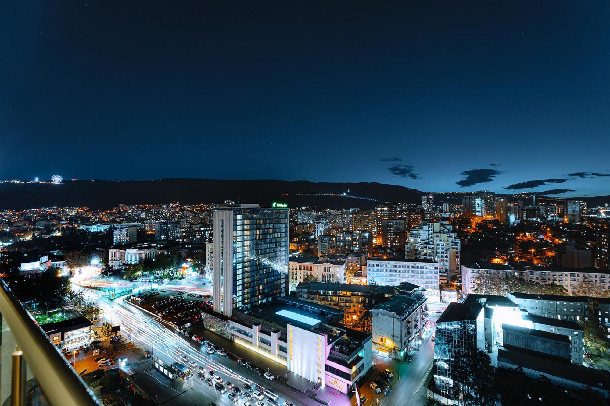 Hotel Sky Station Тбилиси Екстериор снимка